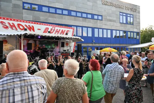 VERSCHOBEN auf den Herbst: Fest „Rund um das Bezirksamt Süd“