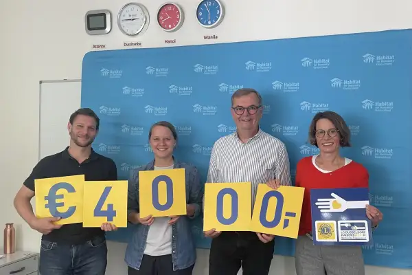 Lions Club Düsseldorf-Kaiserswerth spendet 4.000 Euro an Habitat for Humanity Deutschland