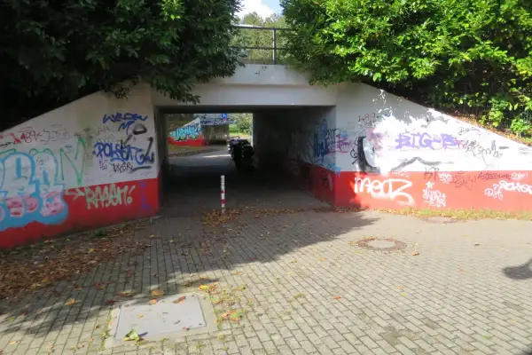 Kreativität oder Zerstörung? Kaiserswerth geht gegen illegale Schmierereien vor