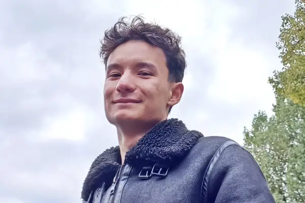 Liam Ingenfeld im Interview: Sein Engagement im Jugendrat für den Bezirk 5