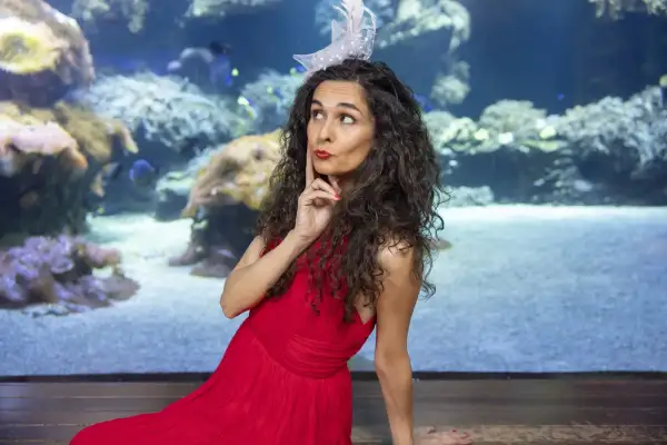 Oper im Aquazoo: Eine immersive Aufführung von „Così fan tutte“