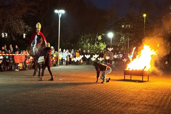 In Mündelheim organisiert das St. Martins-Komitee den traditionellen Laternenumzug
