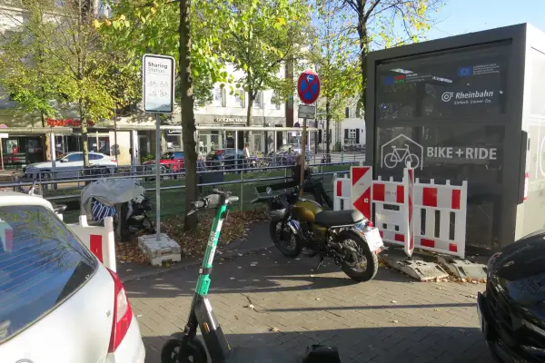 Missglückter Start der Sharing-Stationen in Kaiserswerth