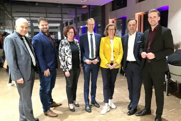 Politischer Austausch beim traditionellen Martinsgans-Dinner der MIT Duisburg