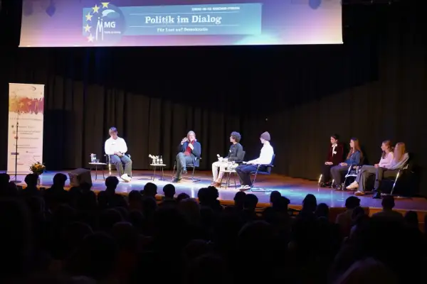 Bärbel Bas bei „Politik im Dialog“ im MMG: „Wir müssen achtsam sein – alle miteinander!“