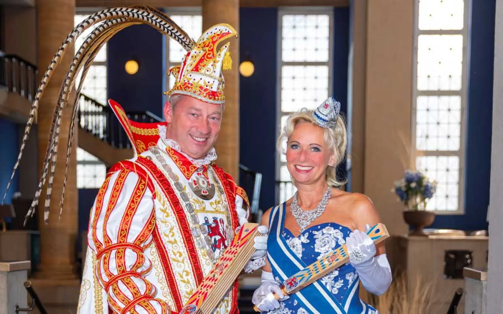 Prinz Andreas II. und Venetia Evelyn präsentieren sich in ihren festlichen Karnevalskostümen. Foto: KG Düsseldorfer Nordlichter