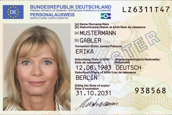 Zeigen Sie mal Ihren Ausweis!