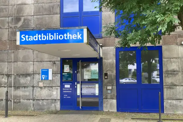 Lesung „Heiter bis Wolkig“ in der Bezirksbibliothek Buchholz