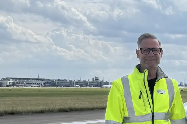 Flughafen Düsseldorf verbessert Gewitterwarnungen mit neuen Sensoren