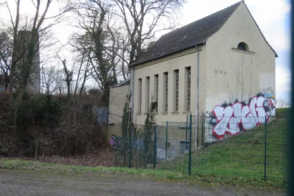 Düsseldorf plant Trauzimmer im historischen Pumpenhaus am Rhein