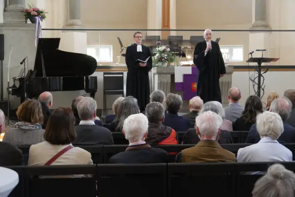 Abschied und Aufbruch: Ein besonderer Gottesdienst in der Graf Recke Stiftung