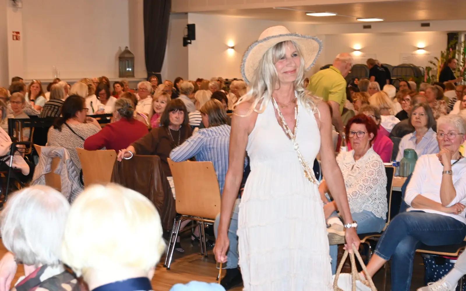 „Ausverkauft“ hieß es bei den Modenschau Ende April im Steinhof. Foto: sam
