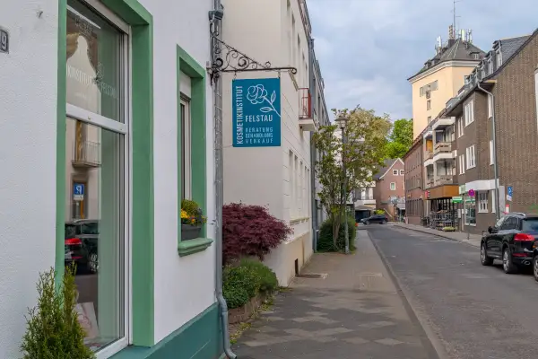 Mehr als 40 Jahre Kosmetikinstitut Felstau in Kaiserswerth