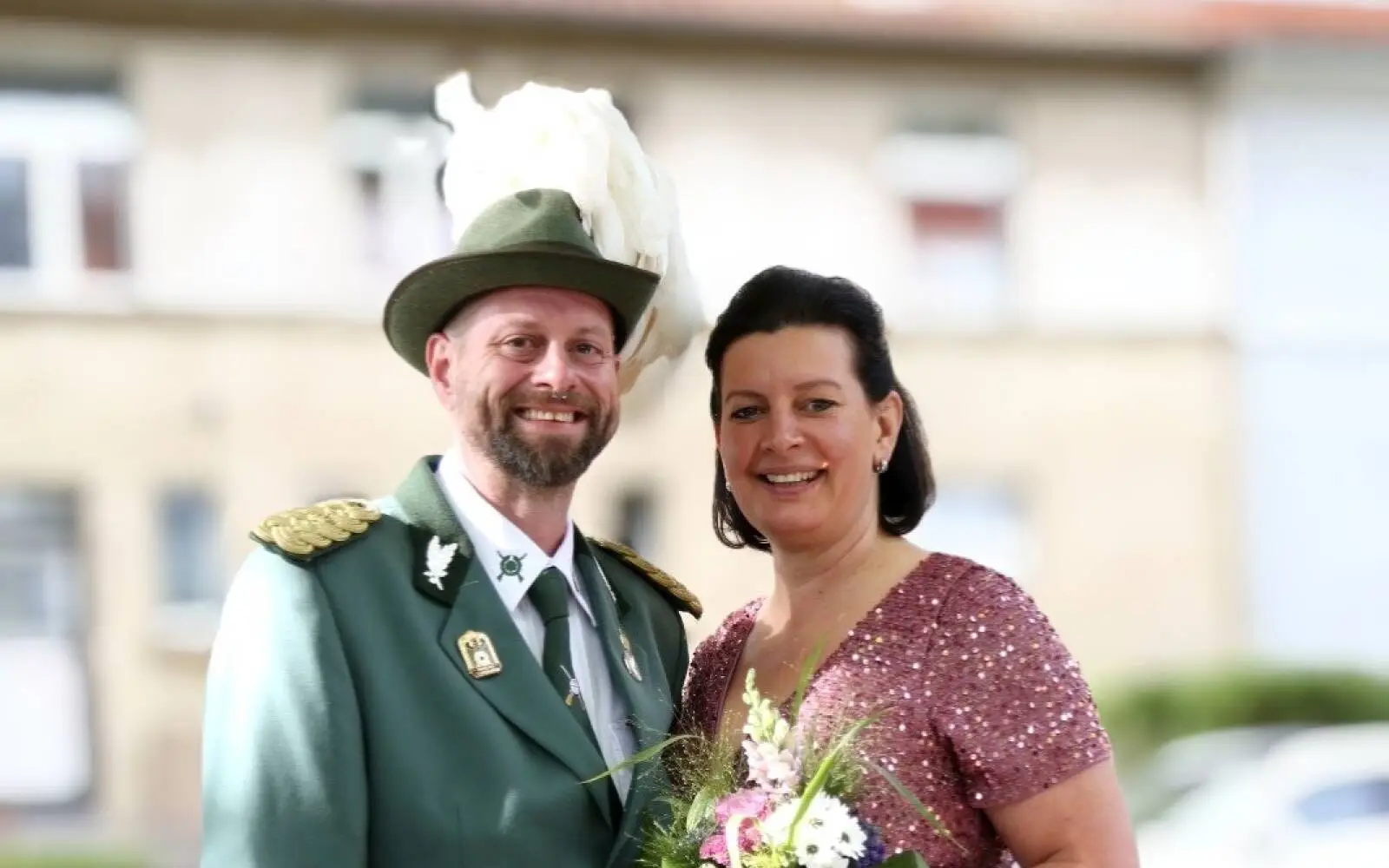 Das neue Königspaar des BSV Wedau, Roberto Voigt und Annett Roscher, repräsentiert den Verein im kommenden Schützenjahr. Foto: BSV Wedau