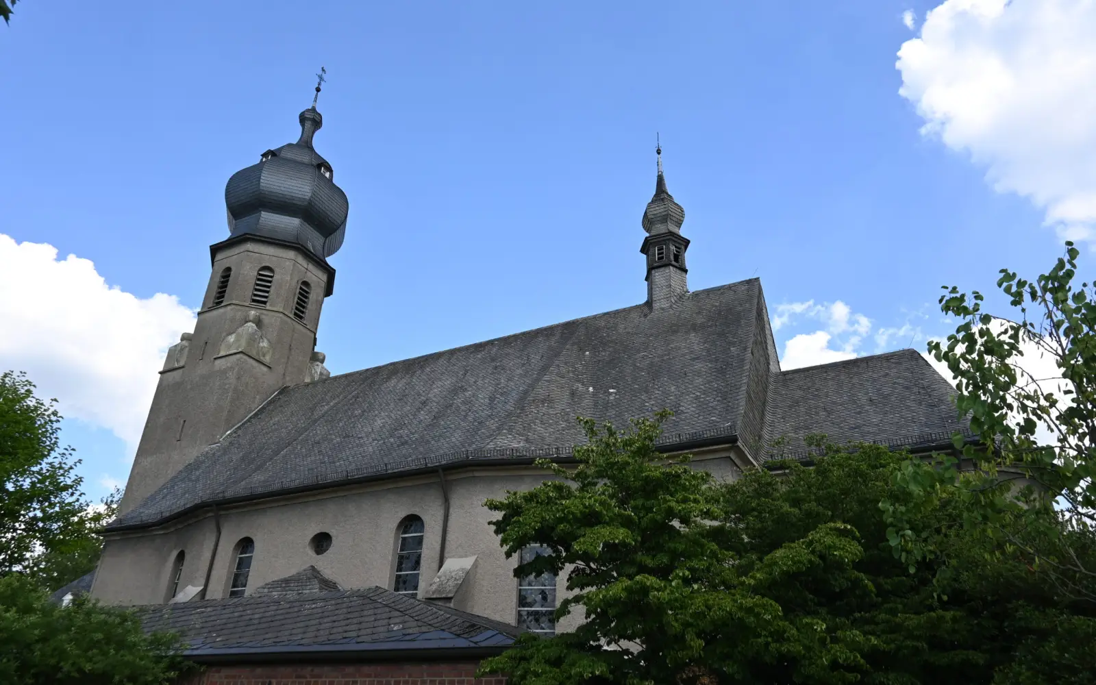 Kirche St. Hubertus in Rahm braucht dringend neues Schieferdach