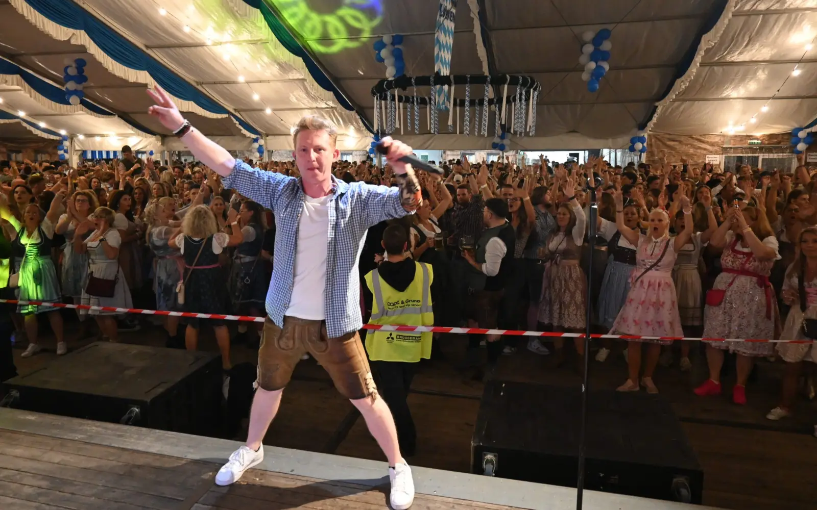 Auch in diesem Jahr sorgt die Band "Members" wieder für bayrische Stimmung beim Oktoberfest in Serm. Archivfoto: sam