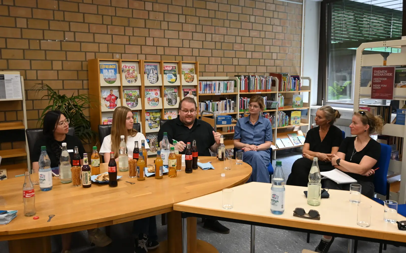 Die Moderation des Netzwerktreffens übernahmen Vorstandsmitglieder des Bürgervereins, etwa Nadine Vogel und Petra Berndorf (1. und 2. von rechts). Foto: sam