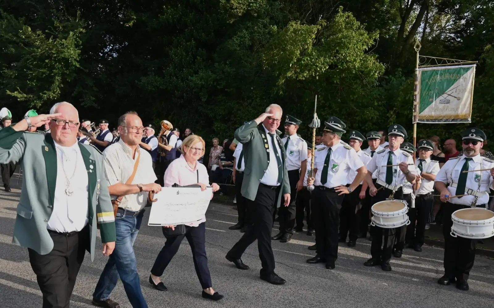 Huckingen-schuetzenfest-Scheck