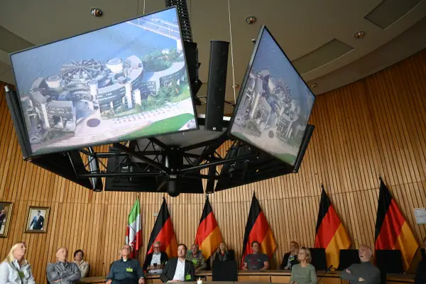 Im Sitzungssaal der CDU-Fraktion fand der Austausch zum politischen Alltag im Landtag statt. Foto: sam