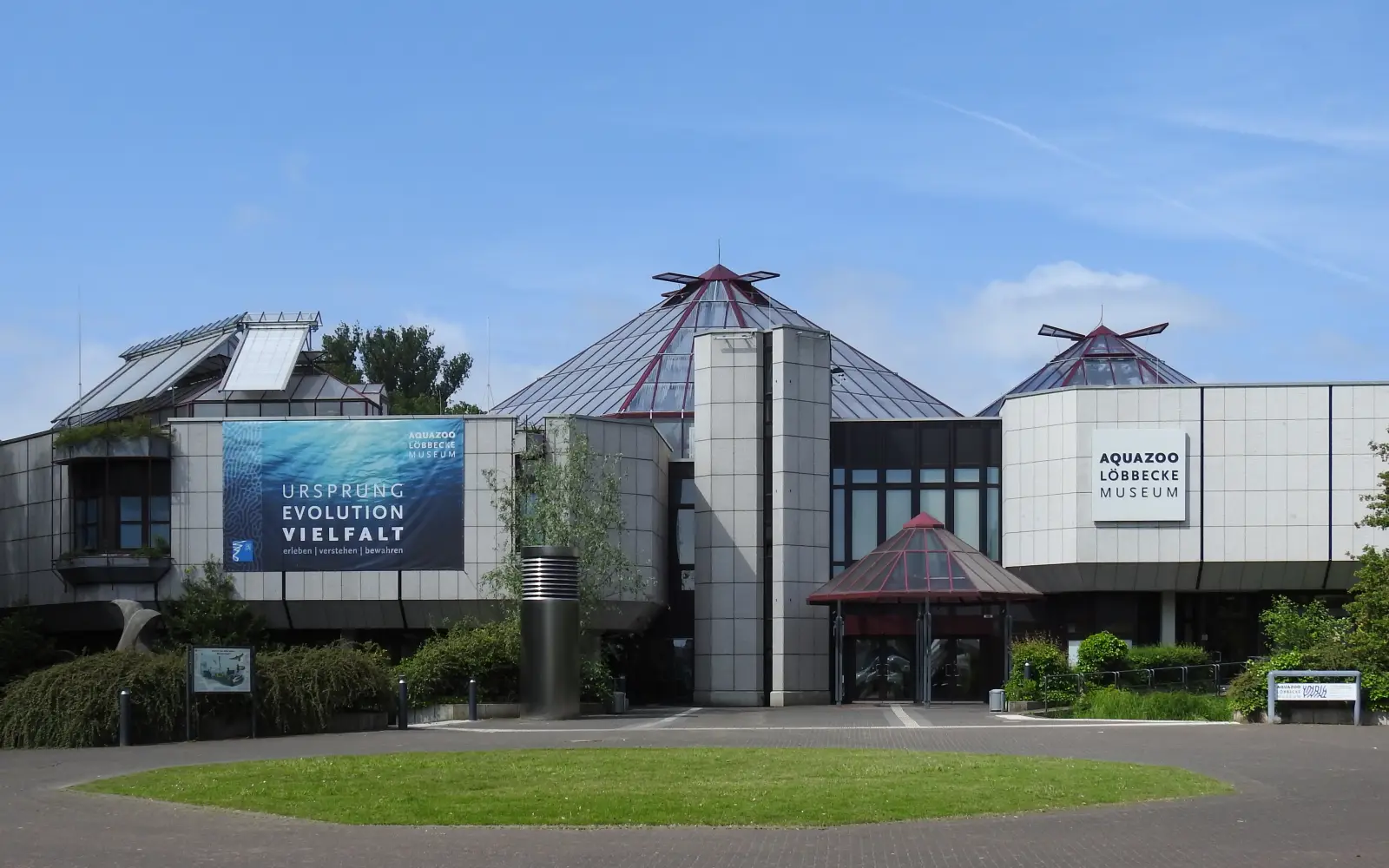 Mehr als 450.000 Besucher kommen laut Freundeskreis jährlich ins Aquazoo Löbbecke Museum an der Kaiserswerther Straße 380 in Stockum. Archivfoto: Stefan3345/Wikimedia Commons, CC BY-SA 4.0