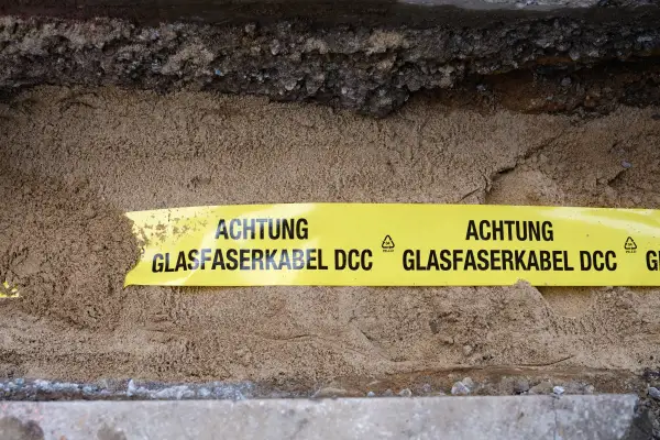  Glasfaserausbau in Alt-Rahm ist gestartet