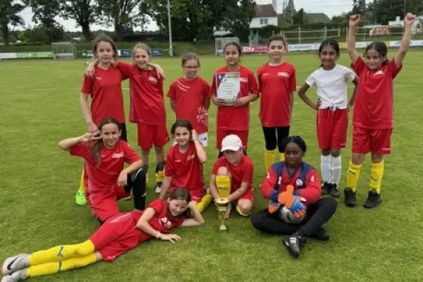 „Was sind wir? Ein Team!“ – Beckbusch-Schule holt den Cup nach Stockum
