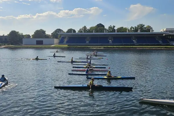 Rennkanuten kämpften auf der Wedauer Regattabahn um die Stadttitel