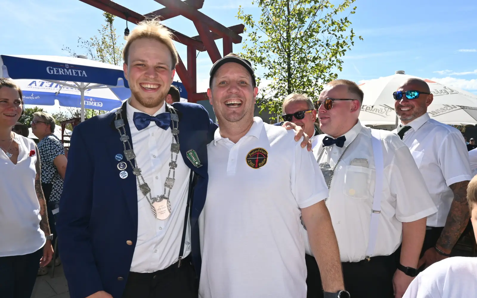 Prinz und Kaiser: Julian (links) und Andreas Koch. Foto: sam