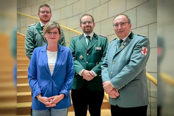 Duisburger Schützen zu Gast beim Parlamentarischen Abend im Landtag