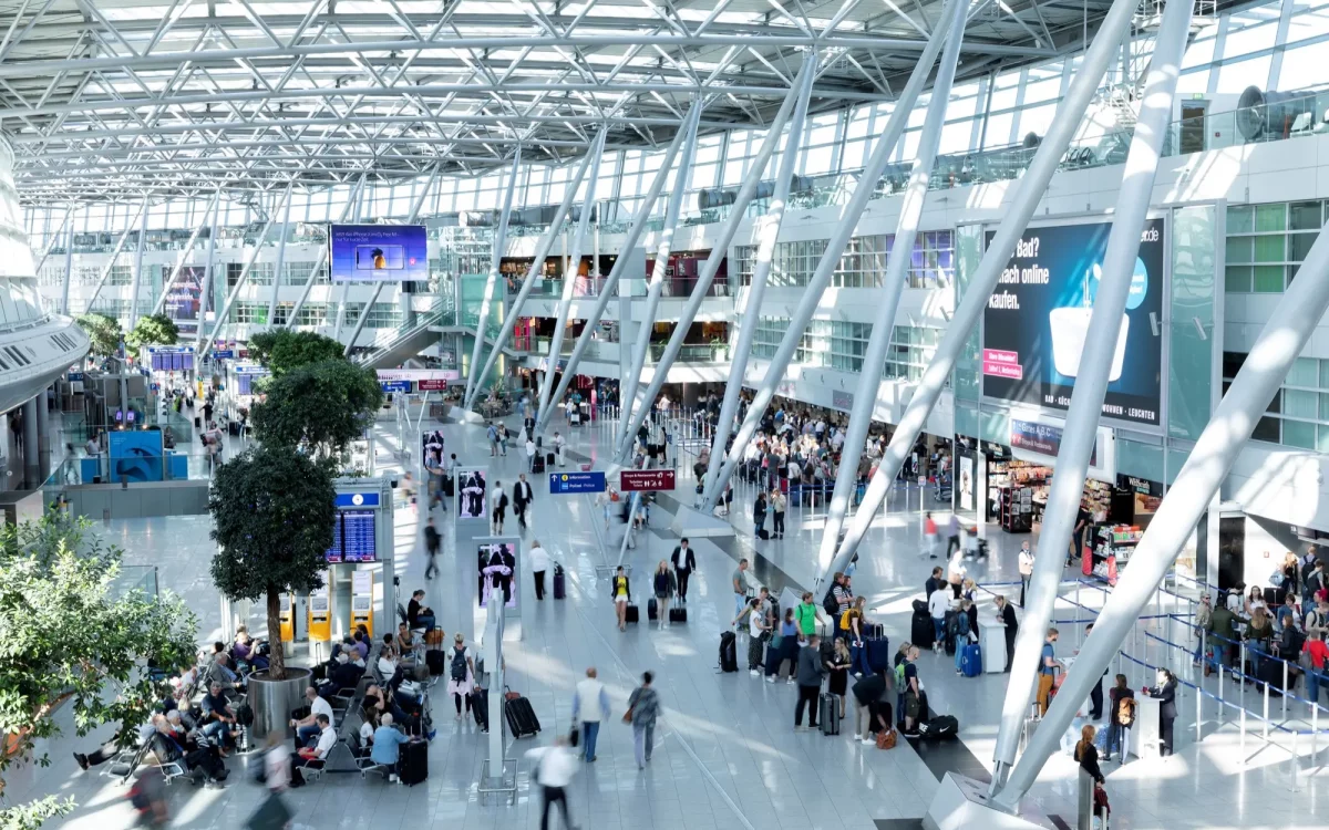 Flughafen Düsseldorf Terminal. Foto: Flughafen Düsseldorf