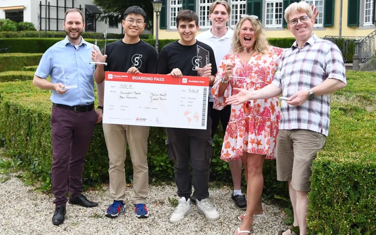 Das Gewinnerteam des changes.AWARDs 2024 des Theodor-Fliedner-Gymnasiums in Düsseldorf