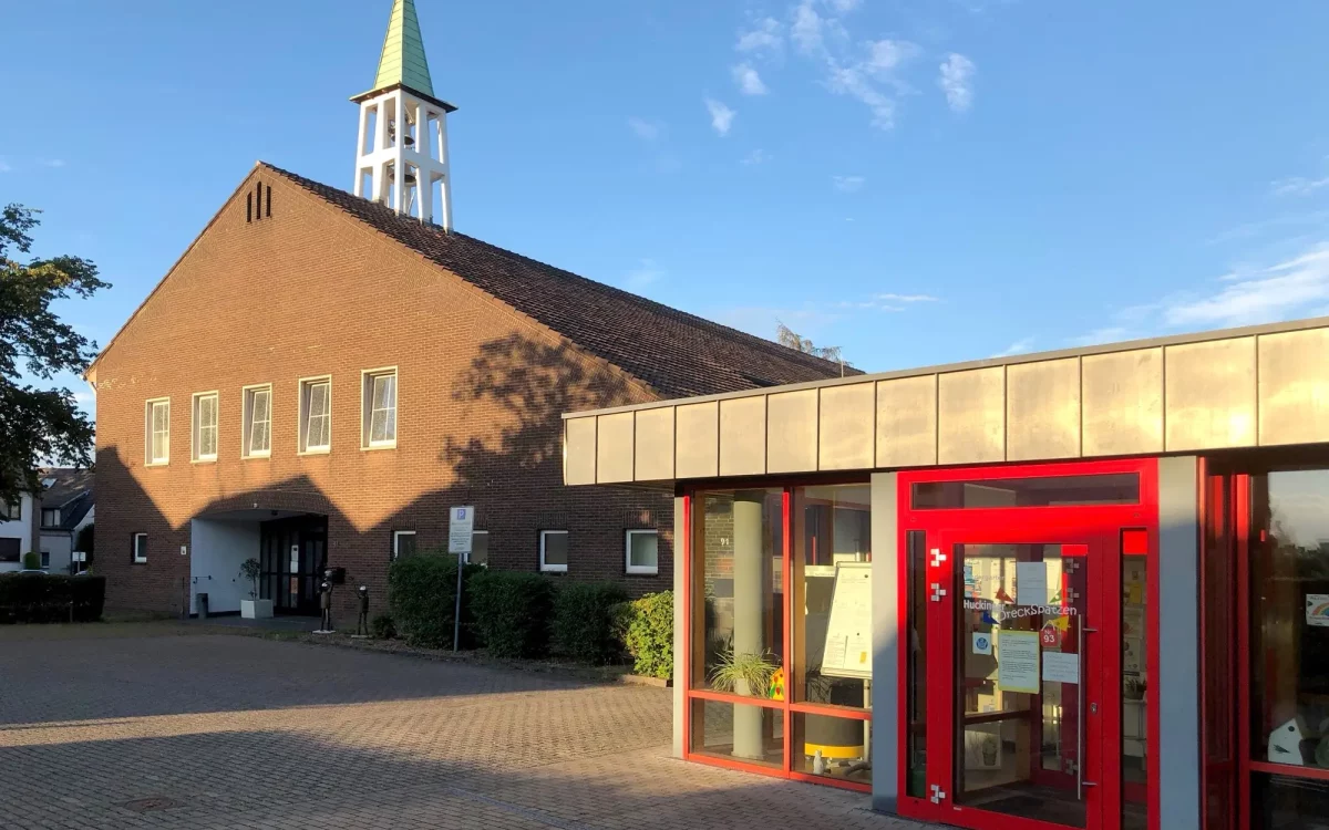 Im Huckinger Gemeindezentrum findet der beliebte Jugendabend Praystation statt. Foto: www.evgds.de